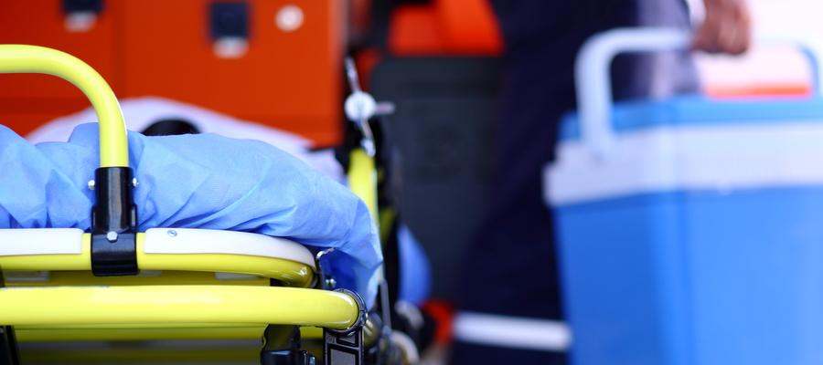 carrying organ transplant box